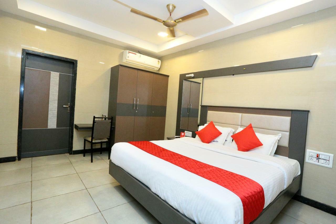 Oyo 18808 Hotel Rsn International Rāmeswaram 外观 照片
